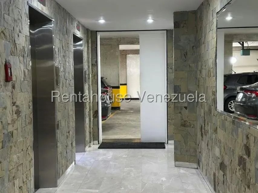 Apartamento (1 Nivel) en Venta en Altamira, Distrito Metropolitano - 14