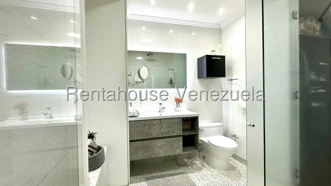 Apartamento (1 Nivel) en Venta en Altamira, Distrito Metropolitano - 36