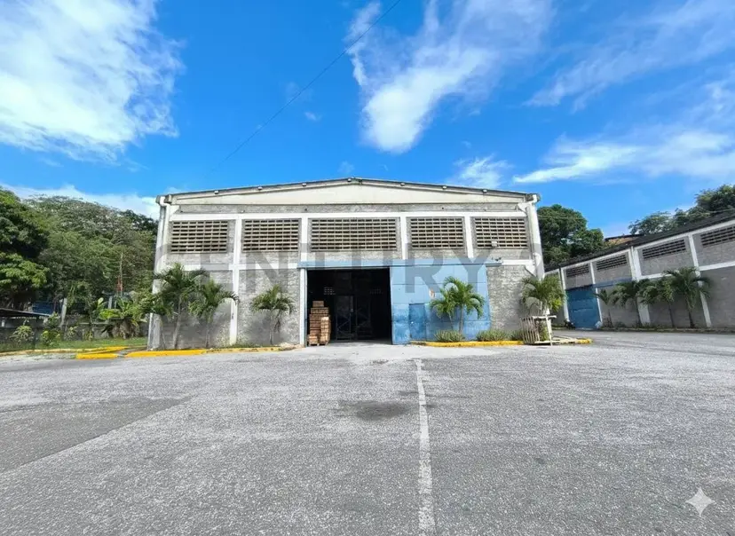 Venta de Galpón de 600,00 m² en Guatire