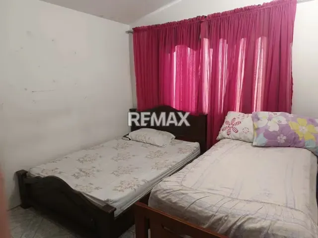 EN VENTA CASA UBICADA EN LA URBANIZACION YUCATAN - 3