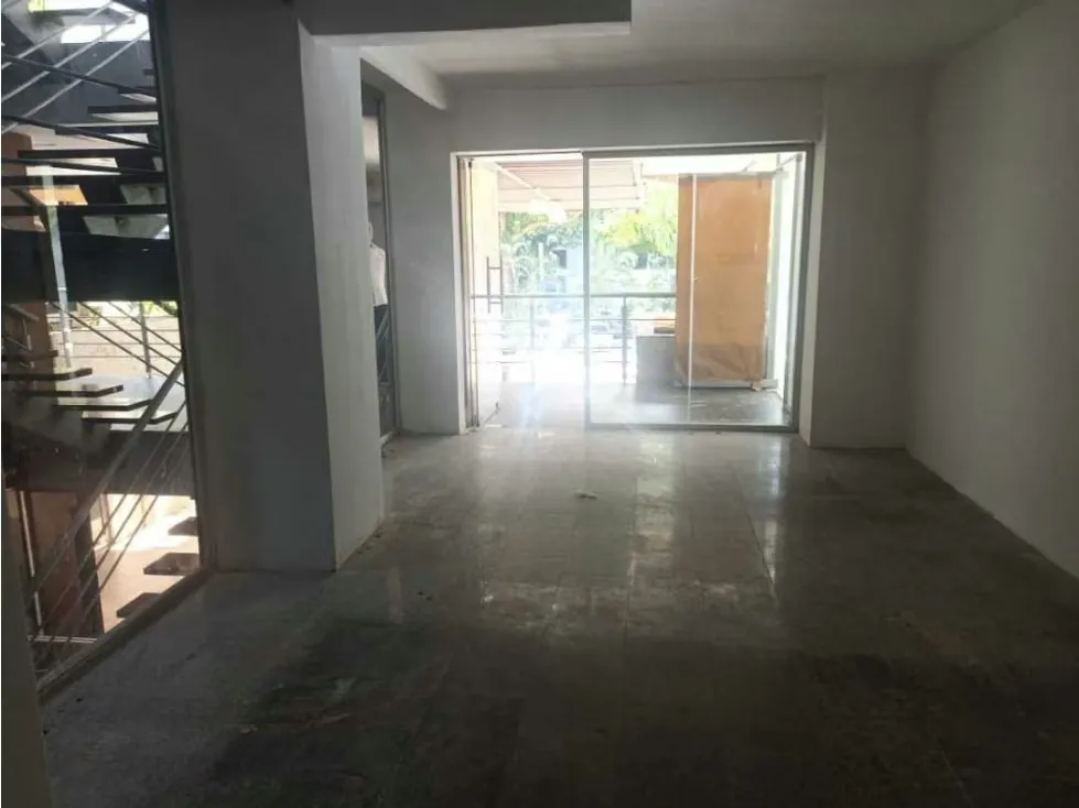 Se alquila Local 210m2 Altamira 4518 - 4