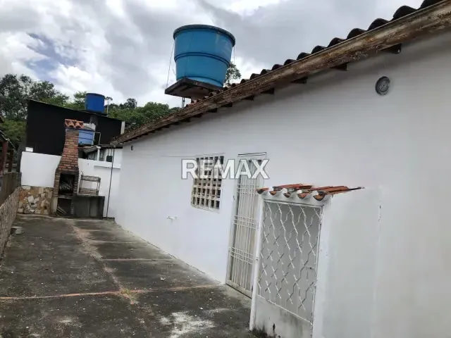 CASA EN VENTA - 2