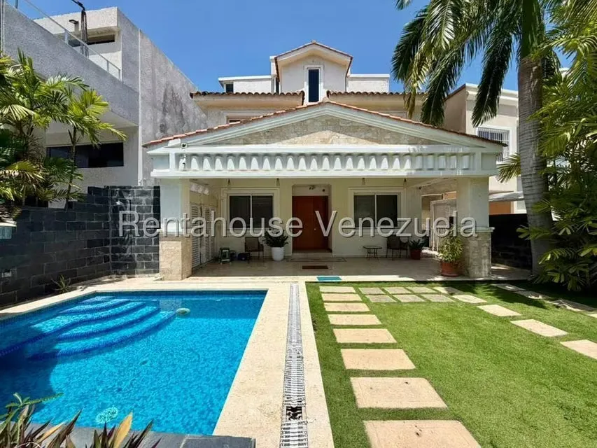 Casa (Multipes Niveles) en Venta en Casas Botes, Anzoategui