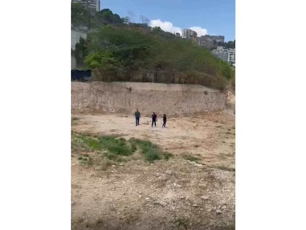 Vendo terreno c/vista al Ávila 1730,30m2 Valle Arriba 6824 - 5