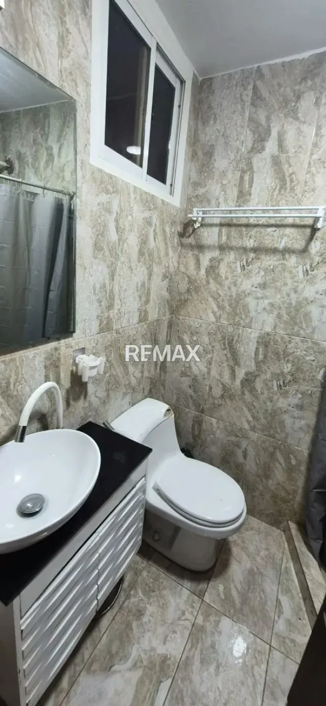 CASA EN VENTA URB. MARA NORTE - 12