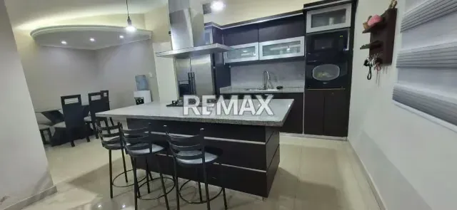 CASA EN VENTA URB. MARA NORTE - 3