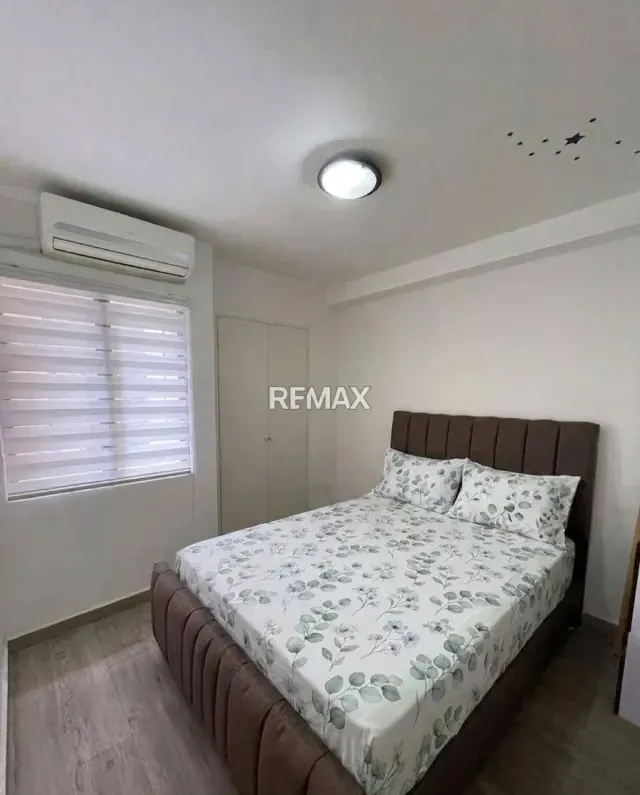 Cómodo Apartamento en el Edificio Res. El Nogal. Urb. Valle de Camoruco- Valencia - 12