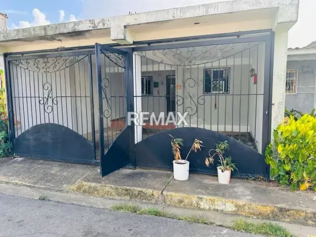 En Alquiler Comoda Casa en Maturin, Urbanizacion Las Carolinas, Sector Zona Industrial. - 14