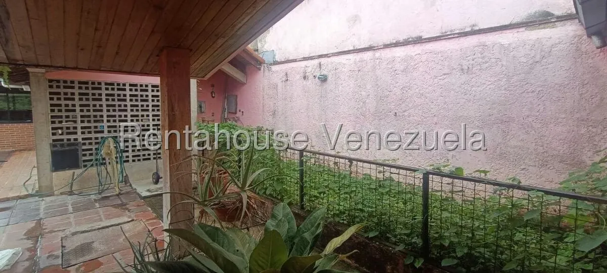 Casa (Multipes Niveles) en Venta en Lomas de Bello Monte, Distrito Metropolitano - 123