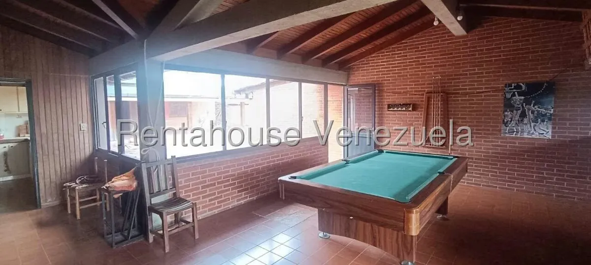 Casa (Multipes Niveles) en Venta en Lomas de Bello Monte, Distrito Metropolitano - 135