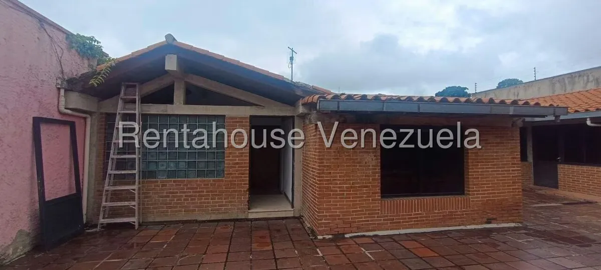 Casa (Multipes Niveles) en Venta en Lomas de Bello Monte, Distrito Metropolitano - 139