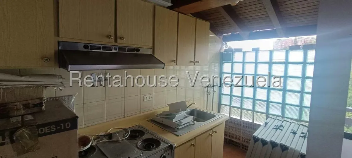 Casa (Multipes Niveles) en Venta en Lomas de Bello Monte, Distrito Metropolitano - 151