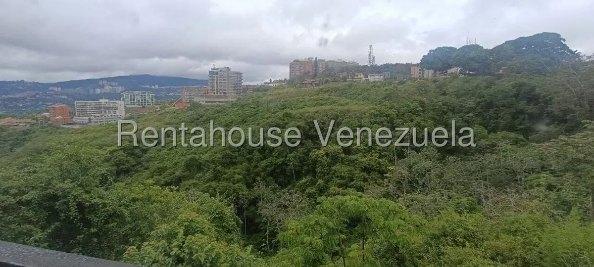 Casa (Multipes Niveles) en Venta en Lomas de Bello Monte, Distrito Metropolitano - 154