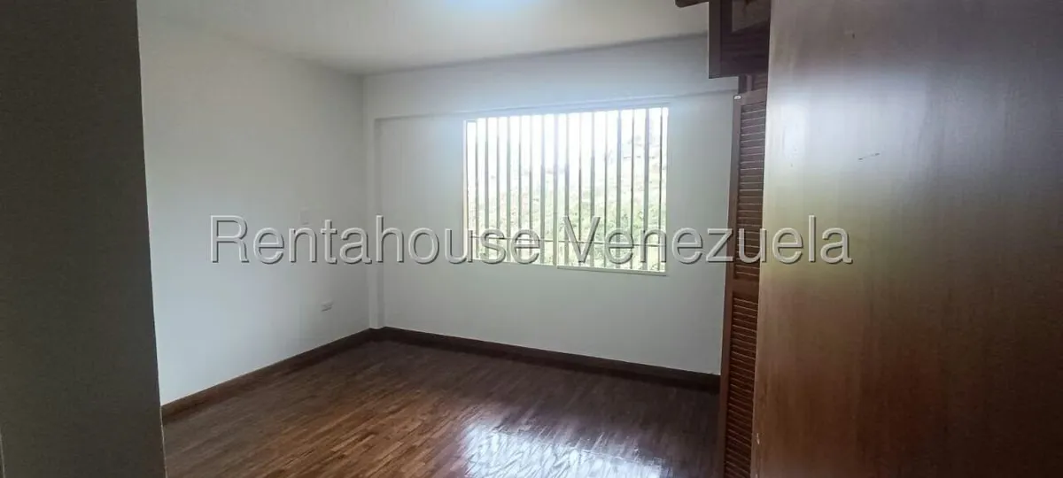 Casa (Multipes Niveles) en Venta en Lomas de Bello Monte, Distrito Metropolitano - 165