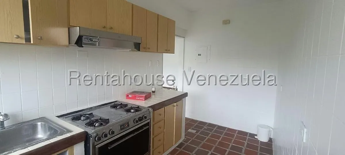 Casa (Multipes Niveles) en Venta en Lomas de Bello Monte, Distrito Metropolitano - 175