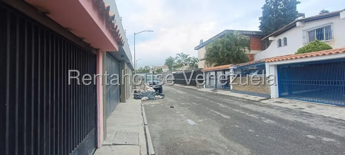 Casa (Multipes Niveles) en Venta en Lomas de Bello Monte, Distrito Metropolitano - 193