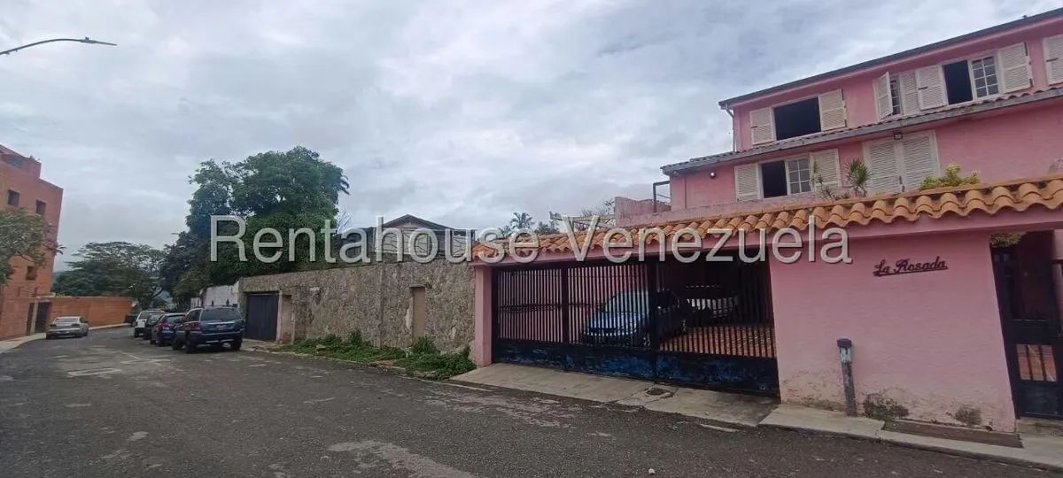 Casa (Multipes Niveles) en Venta en Lomas de Bello Monte, Distrito Metropolitano - 196