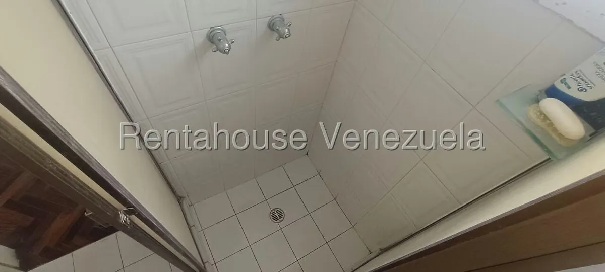 Casa (Multipes Niveles) en Venta en Lomas de Bello Monte, Distrito Metropolitano - 30