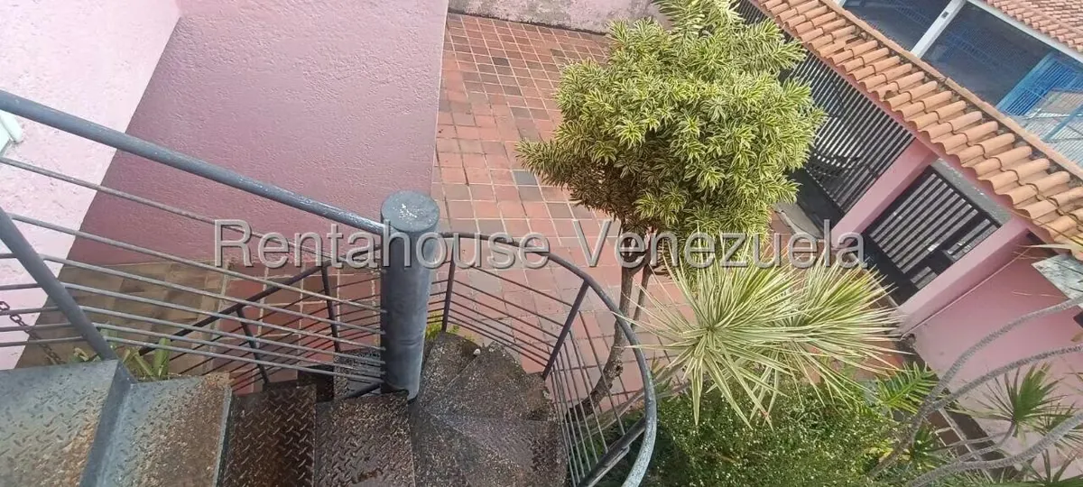 Casa (Multipes Niveles) en Venta en Lomas de Bello Monte, Distrito Metropolitano - 39