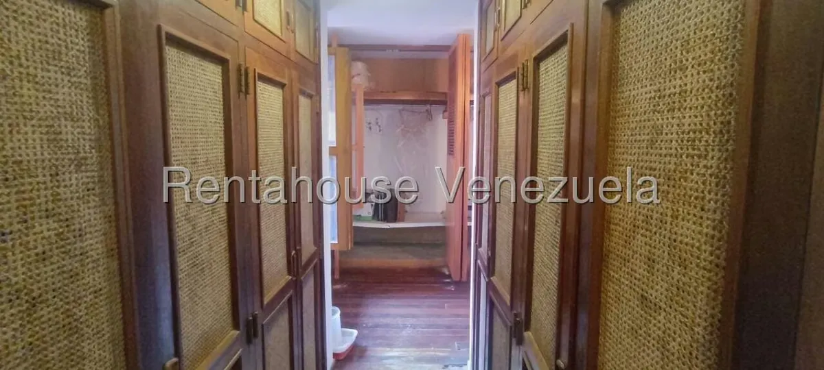 Casa (Multipes Niveles) en Venta en Lomas de Bello Monte, Distrito Metropolitano - 63