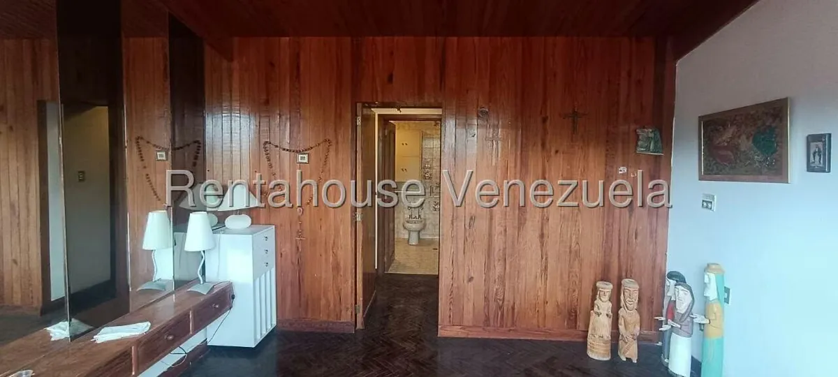 Casa (Multipes Niveles) en Venta en Lomas de Bello Monte, Distrito Metropolitano - 65