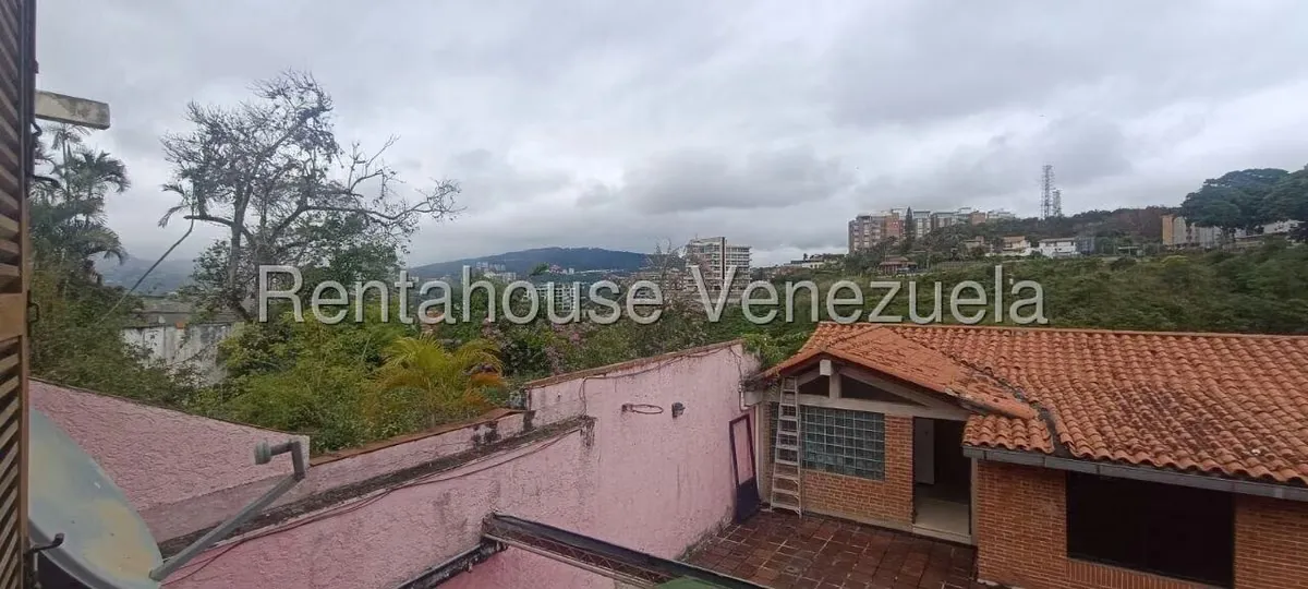Casa (Multipes Niveles) en Venta en Lomas de Bello Monte, Distrito Metropolitano - 70