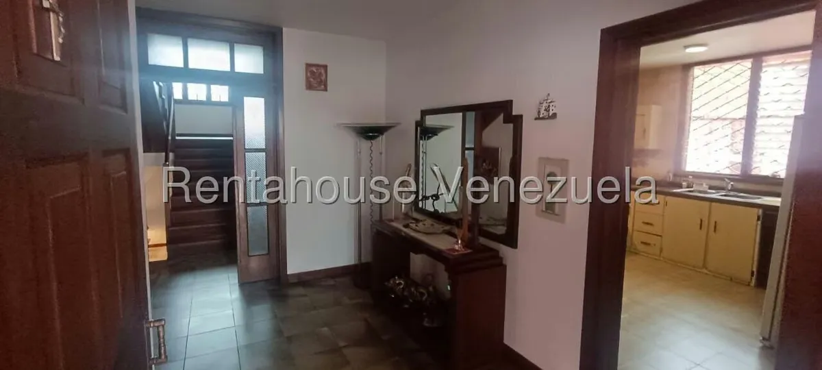 Casa (Multipes Niveles) en Venta en Lomas de Bello Monte, Distrito Metropolitano - 95