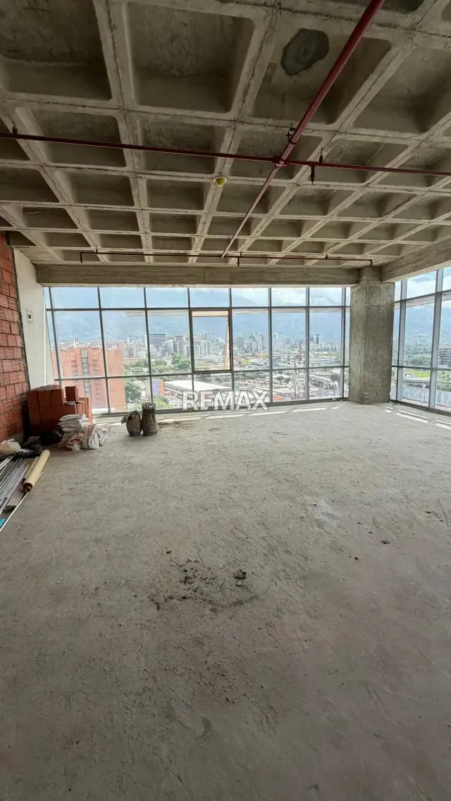 Venta de Oficina en Esquina con Vista al Ávila 103 m² - 3