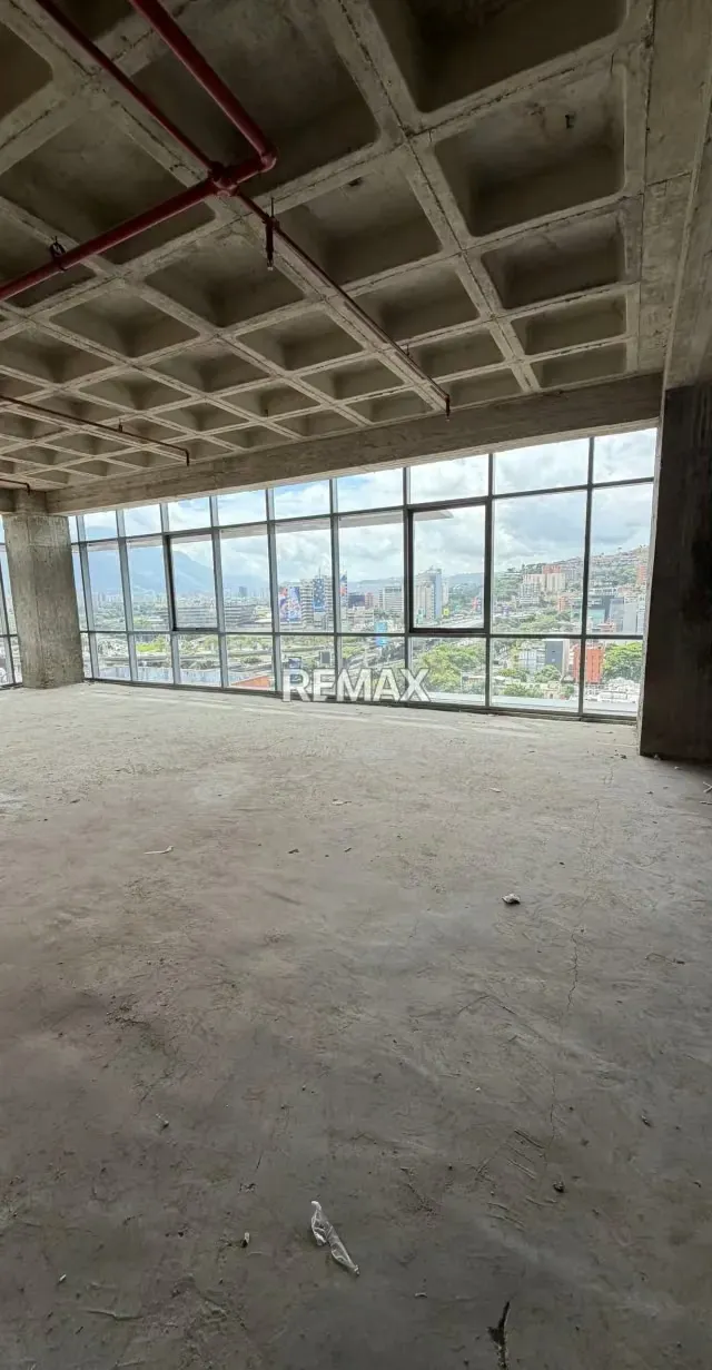 Venta de Oficina en Esquina con Vista al Ávila 103 m² - 6