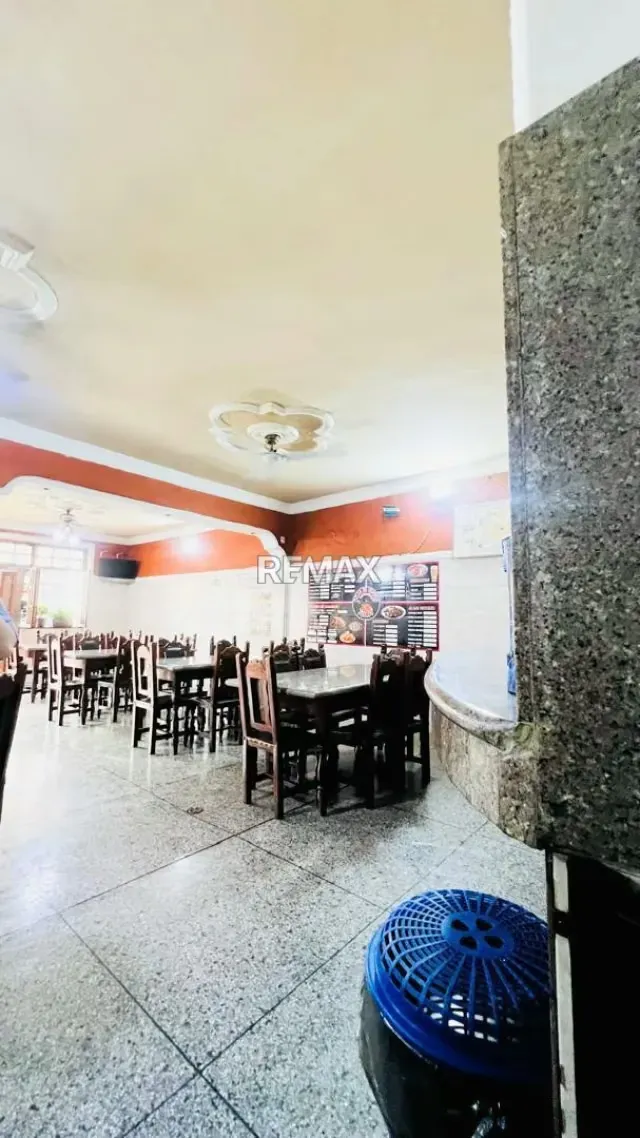 SE VENDE CASA FAMILIAR CON LOCAL COMERCIAL (POLLERA) Casa más local comercial Ubicada en Cordero, Municipio Andrés Bello, Tachira - 2
