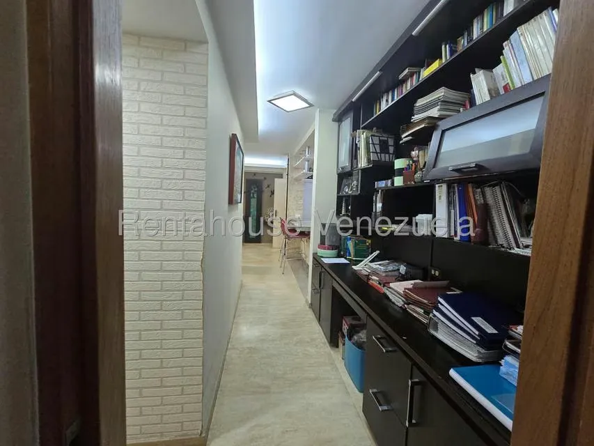 Apartamento (1 Nivel) en Venta en El Rosal, Distrito Metropolitano - 24