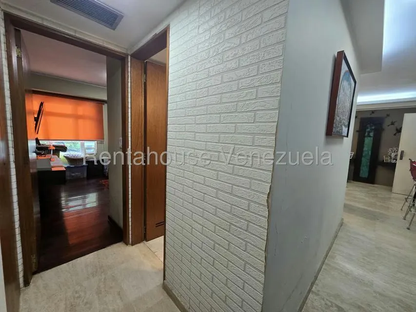 Apartamento (1 Nivel) en Venta en El Rosal, Distrito Metropolitano - 25