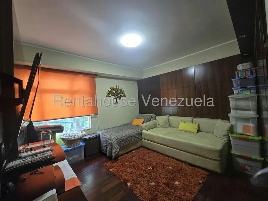 Apartamento (1 Nivel) en Venta en El Rosal, Distrito Metropolitano - 27