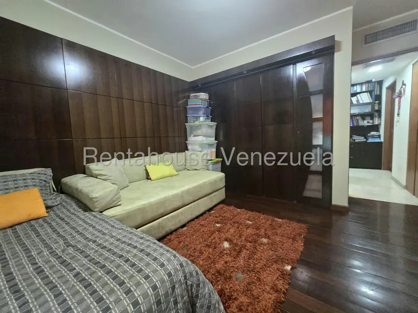 Apartamento (1 Nivel) en Venta en El Rosal, Distrito Metropolitano - 29