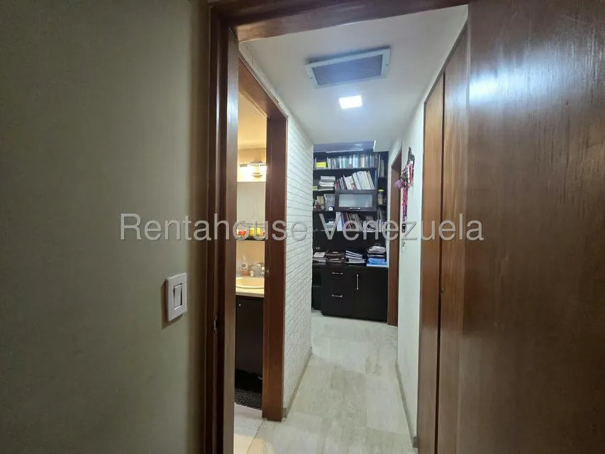Apartamento (1 Nivel) en Venta en El Rosal, Distrito Metropolitano - 31