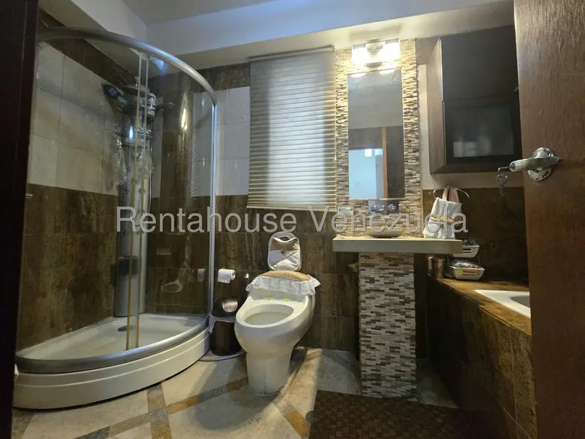 Apartamento (1 Nivel) en Venta en El Rosal, Distrito Metropolitano - 38