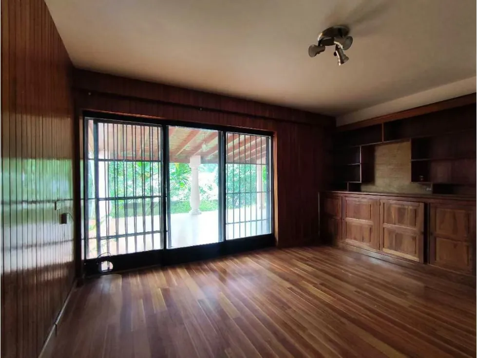 Vendo casa 600m2 Cumbres de Curumo 2409 - 23