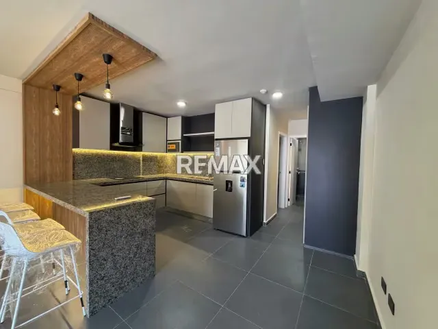 Venta de apartamento con ubicación estratégica cerca de playas , residencias plaza suite - 2