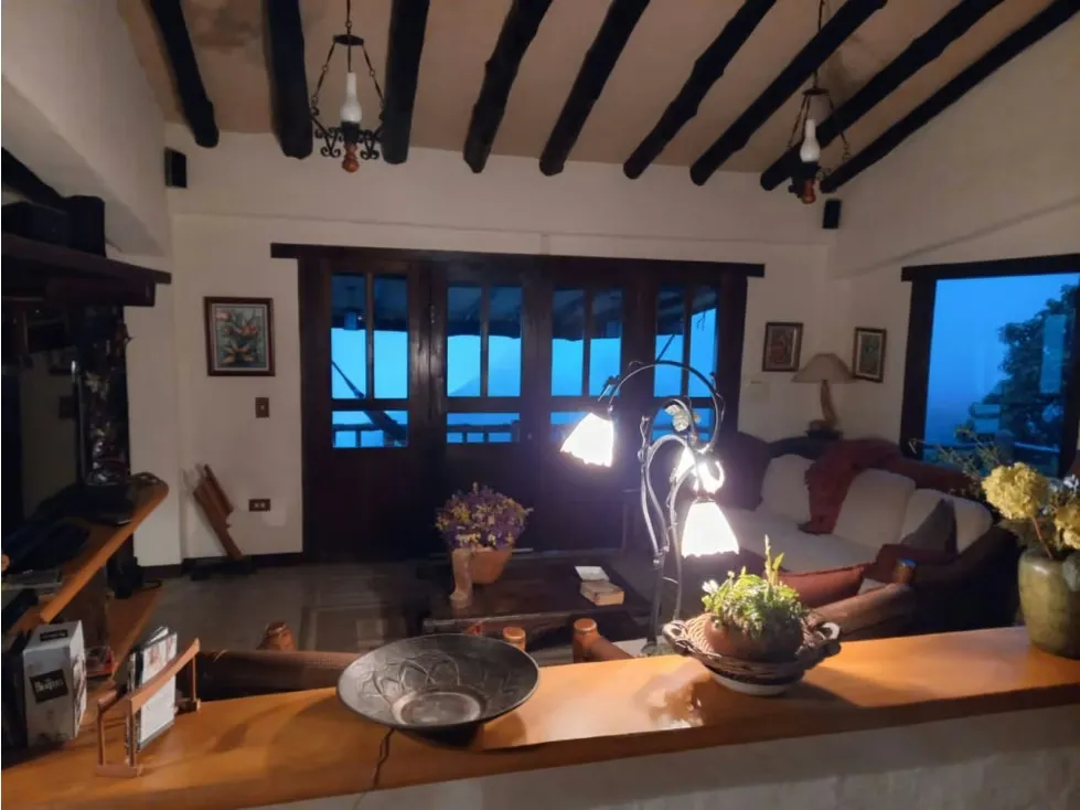 Vendo casa 645m2 6h/6b/15p Galipán 4921 - 20