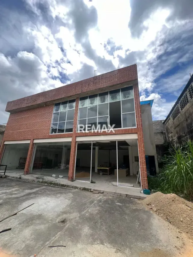Alquiler de Exclusivo Local Comercial en El Castaño - 6