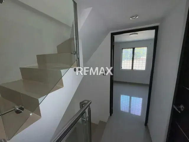EN VENTA TOWN HOUSE EN CAMINOS DE TARABANA - 12