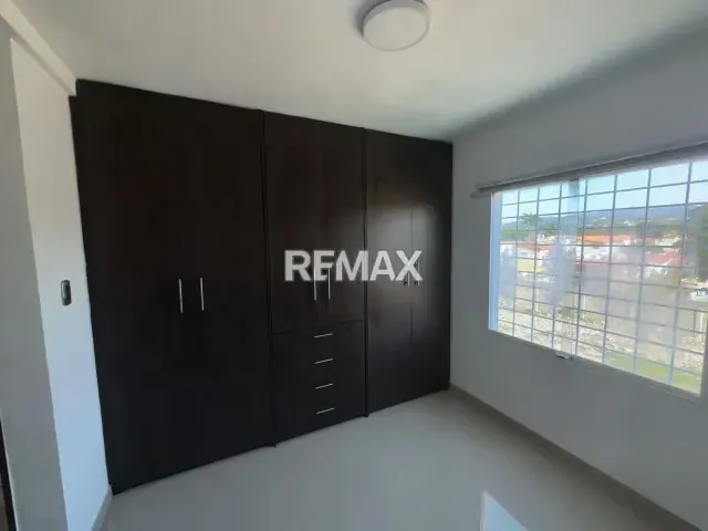 EN VENTA TOWN HOUSE EN CAMINOS DE TARABANA - 9