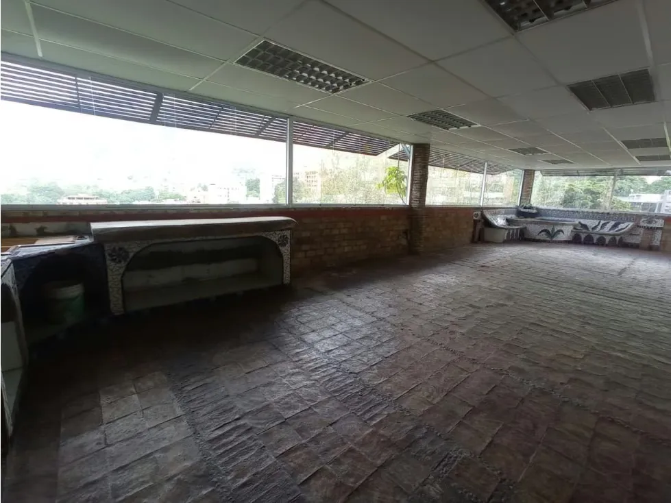 Se alquila planta industrial/depósito 310m2 Boleíta Norte 6235 - 14