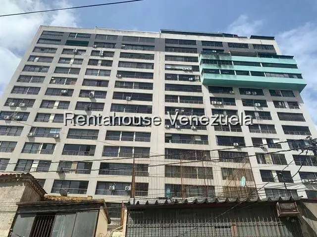 Apartamento (1 Nivel) en Alquiler en Sabana Grande, Distrito Metropolitano