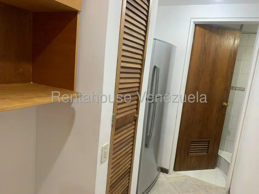Apartamento (1 Nivel) en Alquiler en Sabana Grande, Distrito Metropolitano - 22