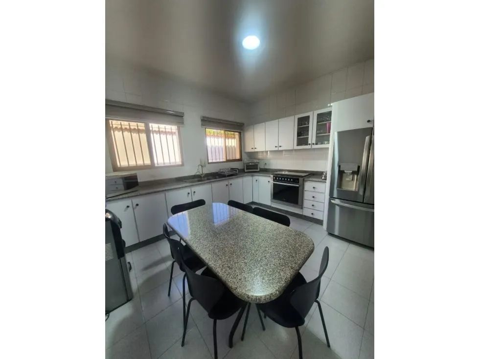 Casa en venta en Vista Alegre 450mts/4H/4B/3PE - 9