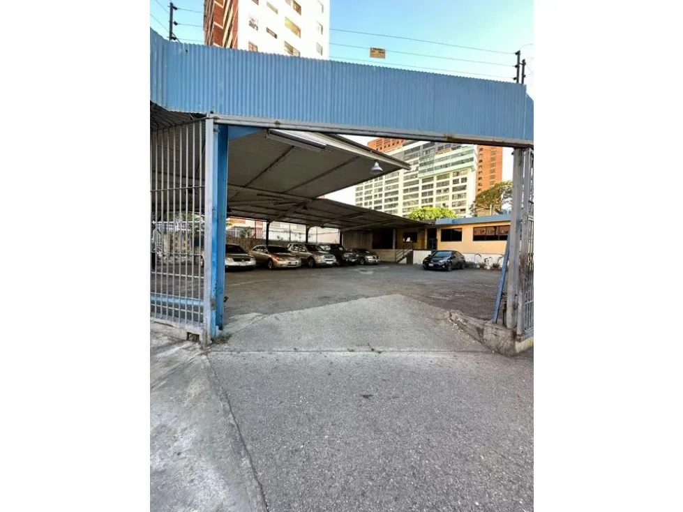 TERRENO COMERCIAL EN VENTA 500 M2 - URB. EL RECREO AV. LIBERTADOR - 2