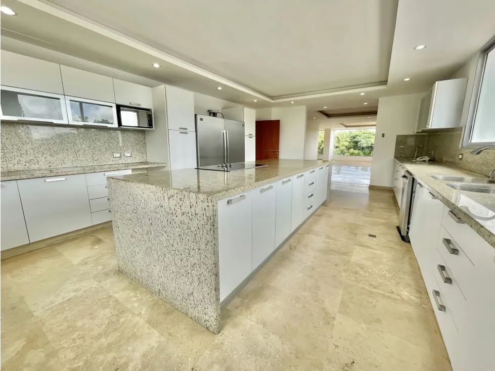 Se vende casa 3000m2 6h+3s/8.5b+2s/12p La Lagunita - 10