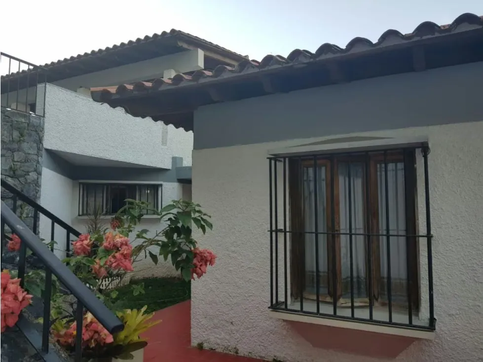 Casa en venta - Cerro Verde - 15