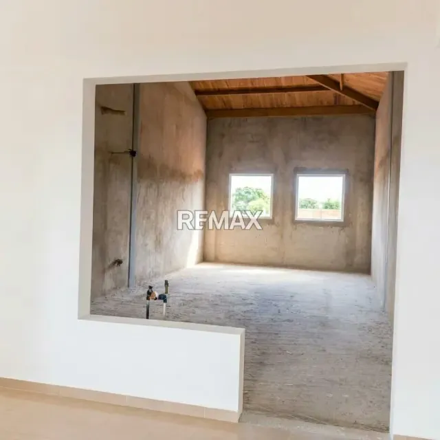 EN VENTA LOCAL EN OBRA GRIS EN C.C PASEO SAN MIGUEL. MATURÍN-MONAGAS - 2